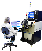 8000i-Ergo_Technician-small